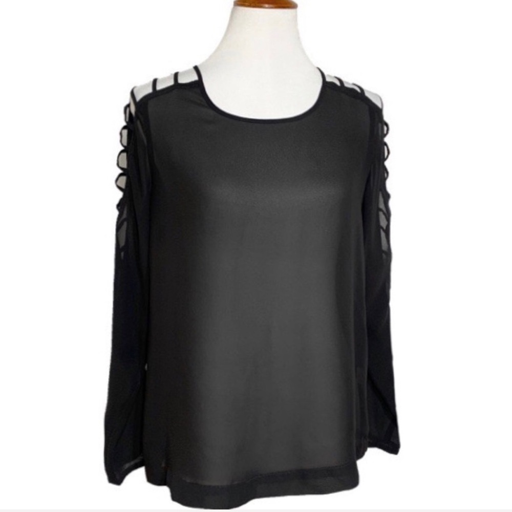 2/$20🌸 Anthropologie Cutout Sleeve Blouse